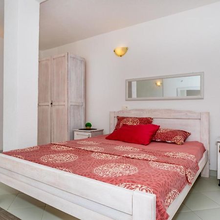 Apartmani LIRA Sutomore Bagian luar foto