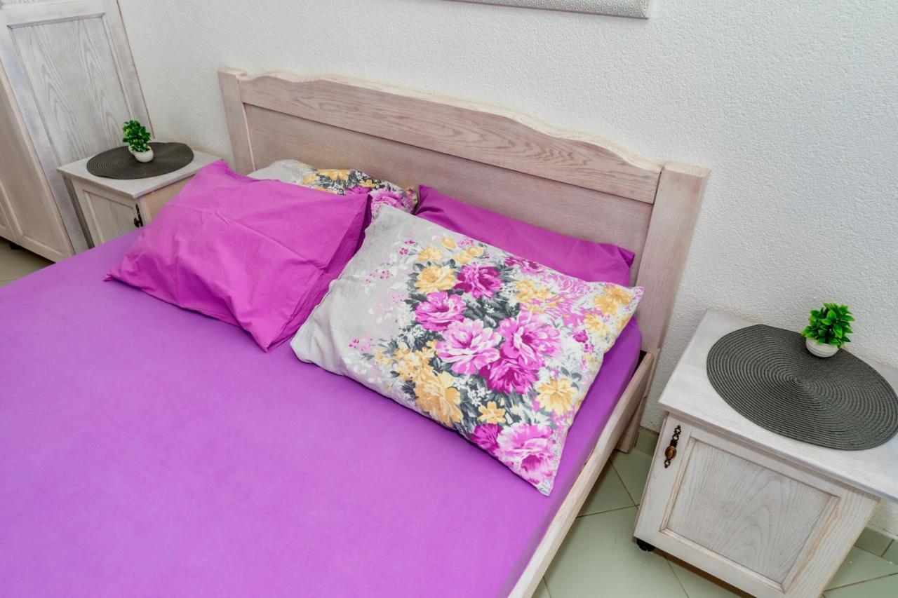 Apartmani LIRA Sutomore Bagian luar foto