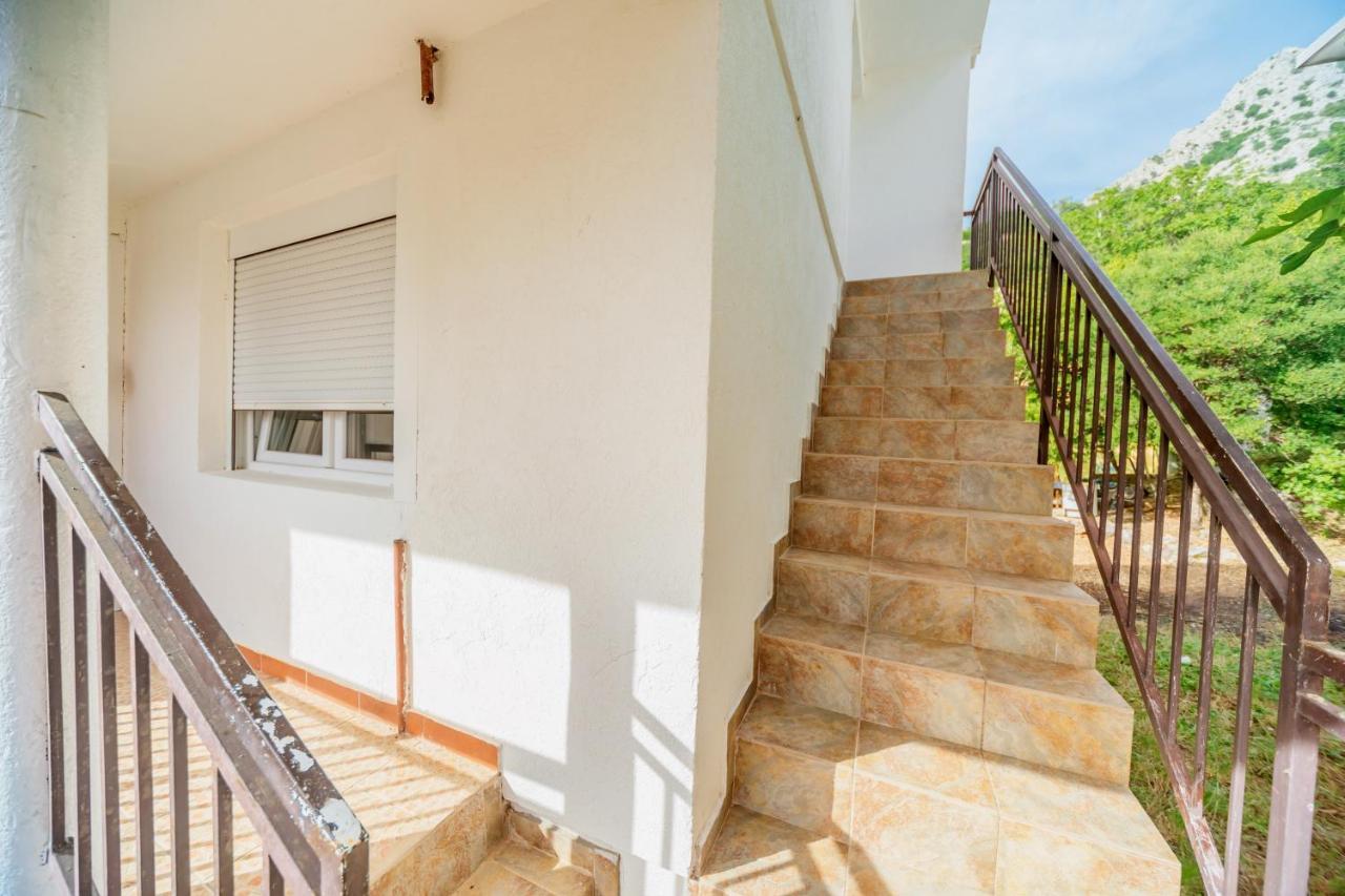 Apartmani LIRA Sutomore Bagian luar foto